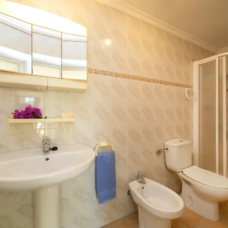 Villa Antonia By Interhome