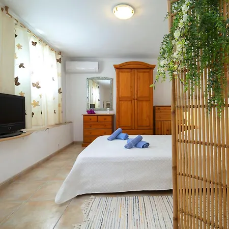 Antonia By Interhome